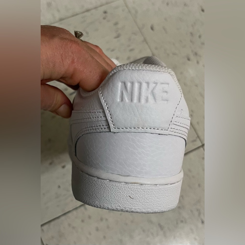 NWOT NIKE Court Lows All White no original box size 11 - Picture 5 of 17
